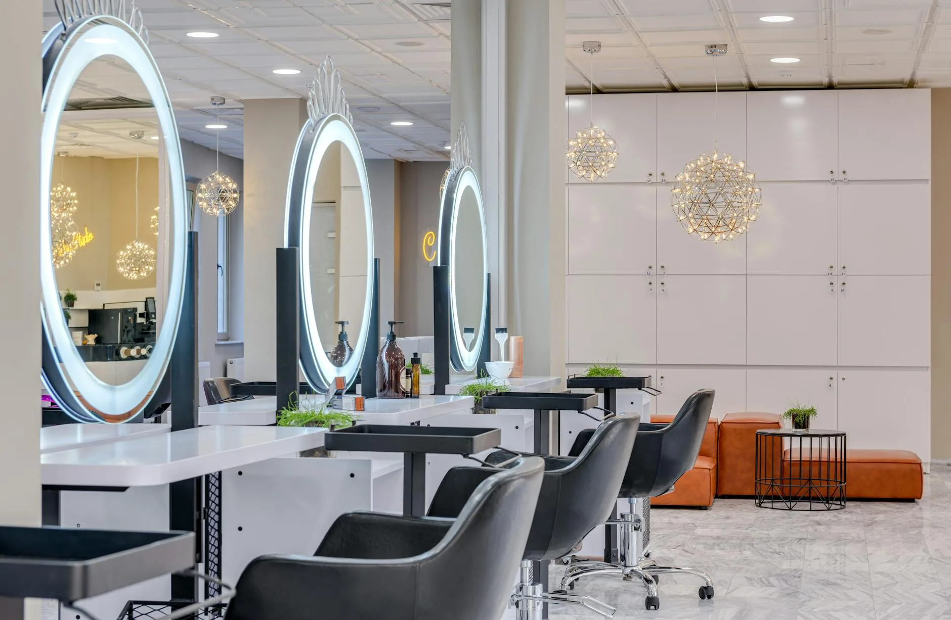 Licensed Indiana cosmetology salon ready to host apprentices